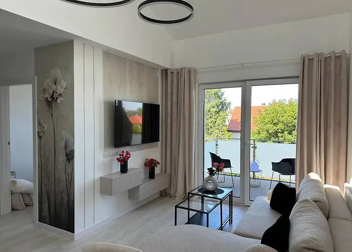 Apartment Nowy Z Dwoma Sypialniami I Garazem